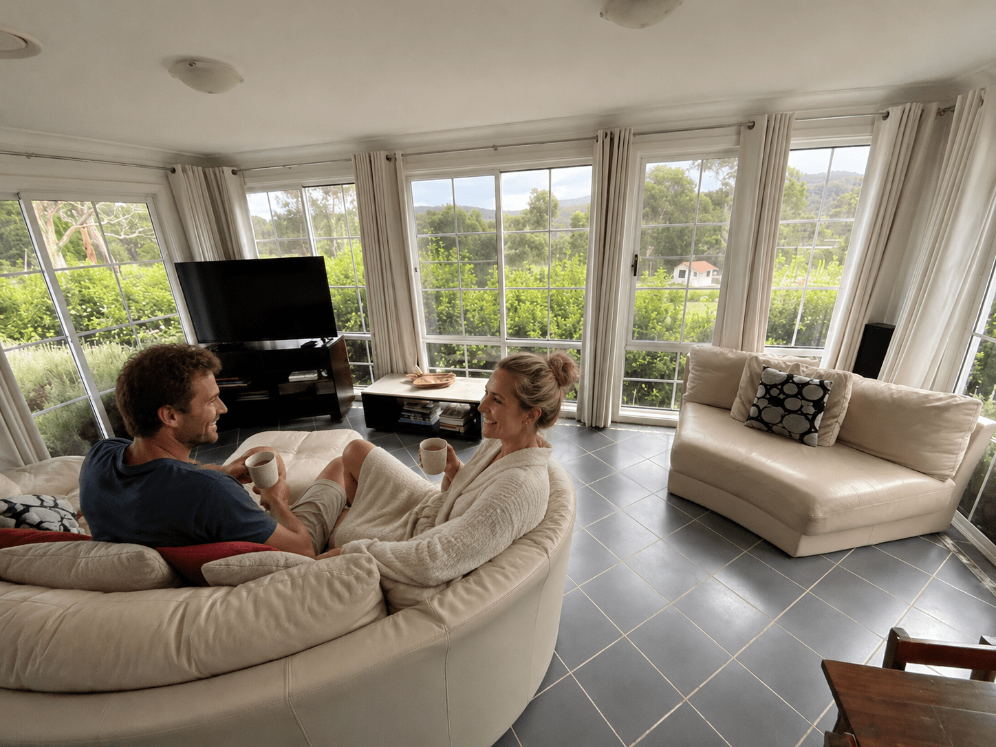 Complete privacy make this a secret romantic getaway in Berrima couples absolutely love