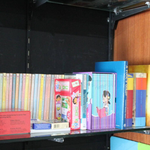 cinema room_011_books for kids
